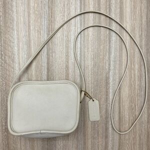 Coach Vintage 90’s Mini Hadley Bag in White Leather #0026-304 Shoulder/Crossbody
